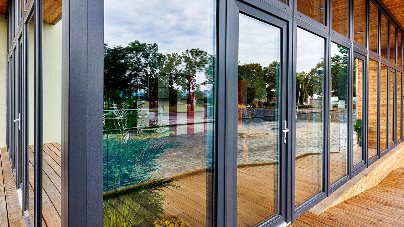 Kunststoff-Fenster von der Fa. GEALAN Fenster-Systeme GmbH